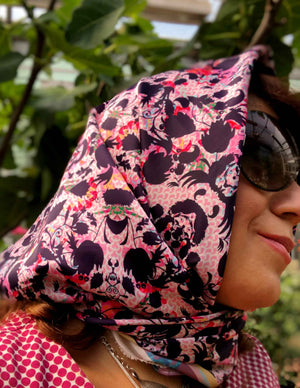Open image in slideshow, NR 29- SCARF ||  PAISLEY

