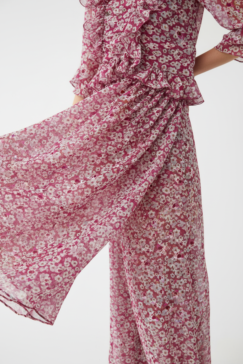 FL0012 Pink Purple Womenswear Close-up