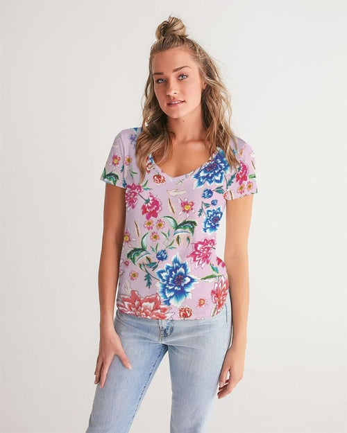 AMORE WHITE BLOMS Women's V-Neck Tee