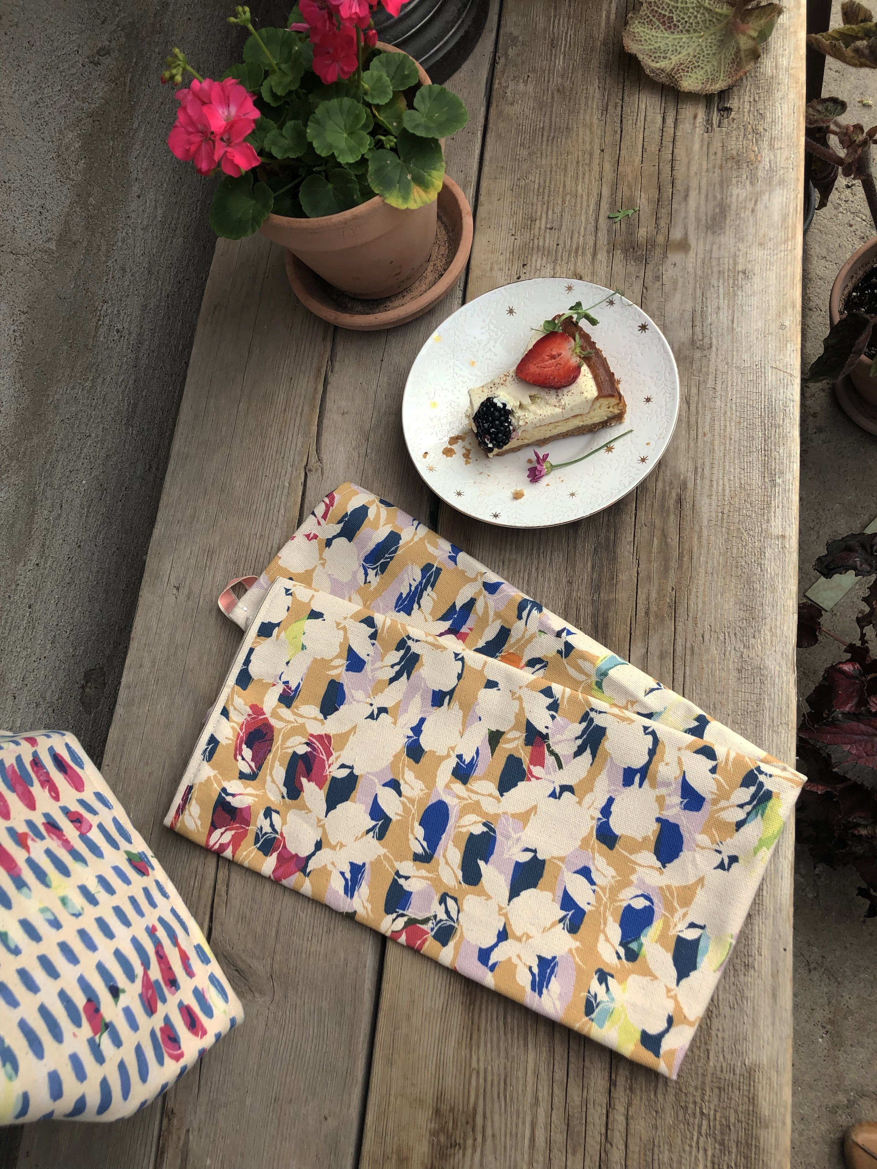 ROSES IN AUTUMN  | Organic Dish Towel | 