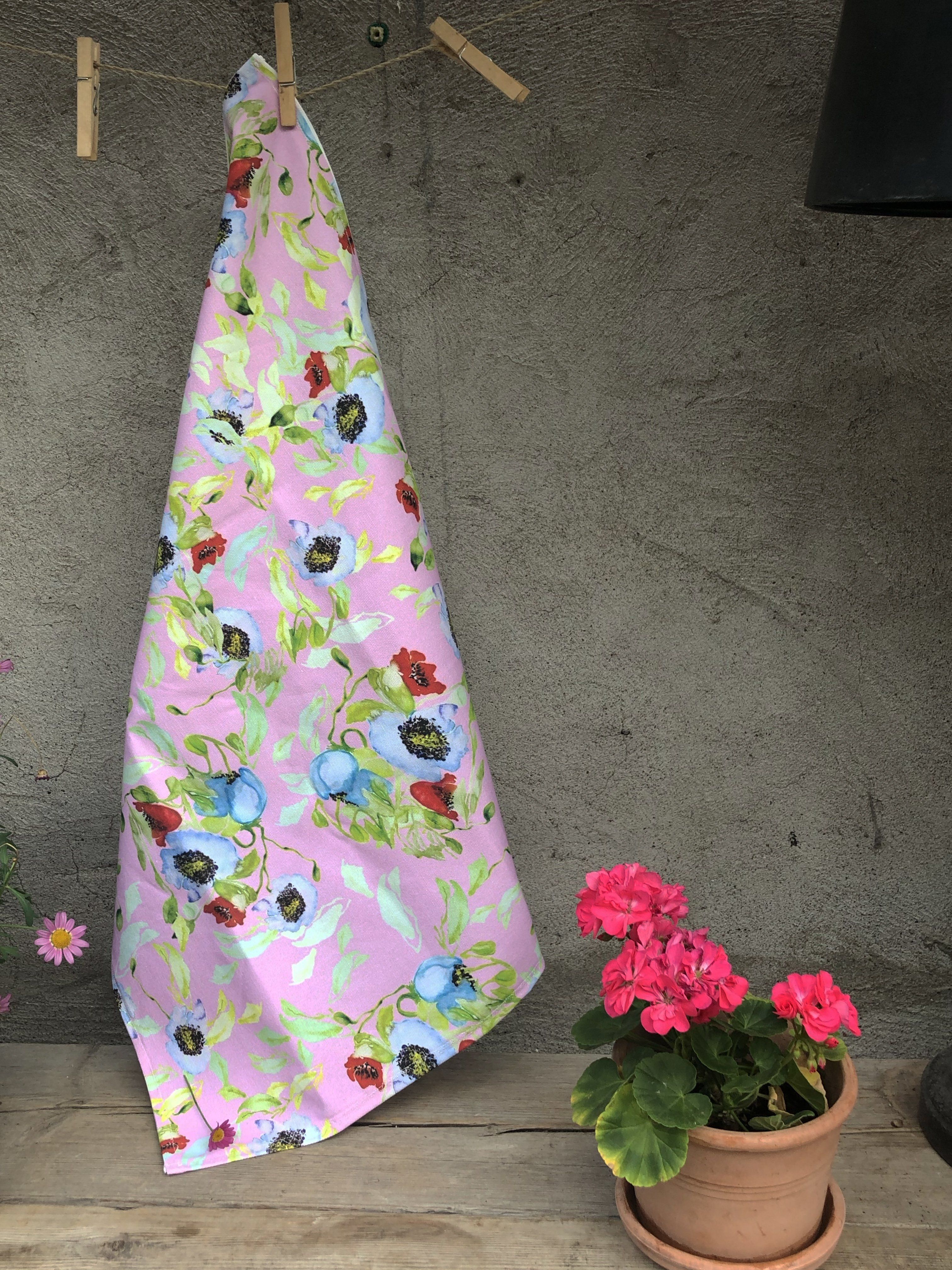 POPPY FLOWERS IN PINK | Organic Dish Towel | 