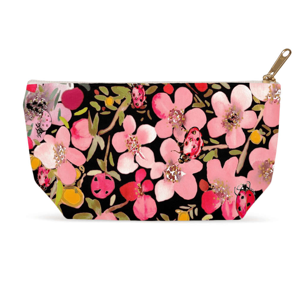 1 artTo25 Cosmetic bag || LUCKY LADYBUG ||