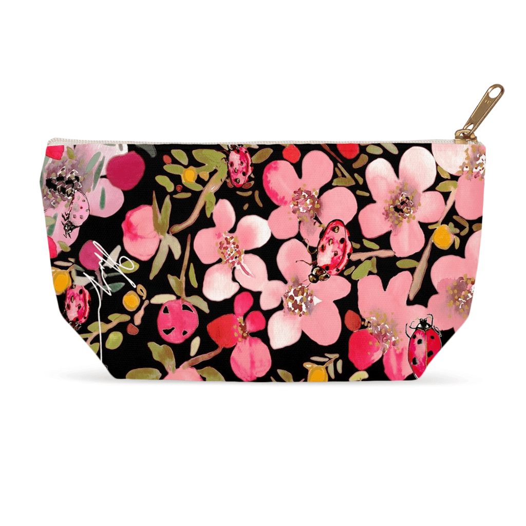 1 artTo25 Cosmetic bag || LUCKY LADYBUG ||