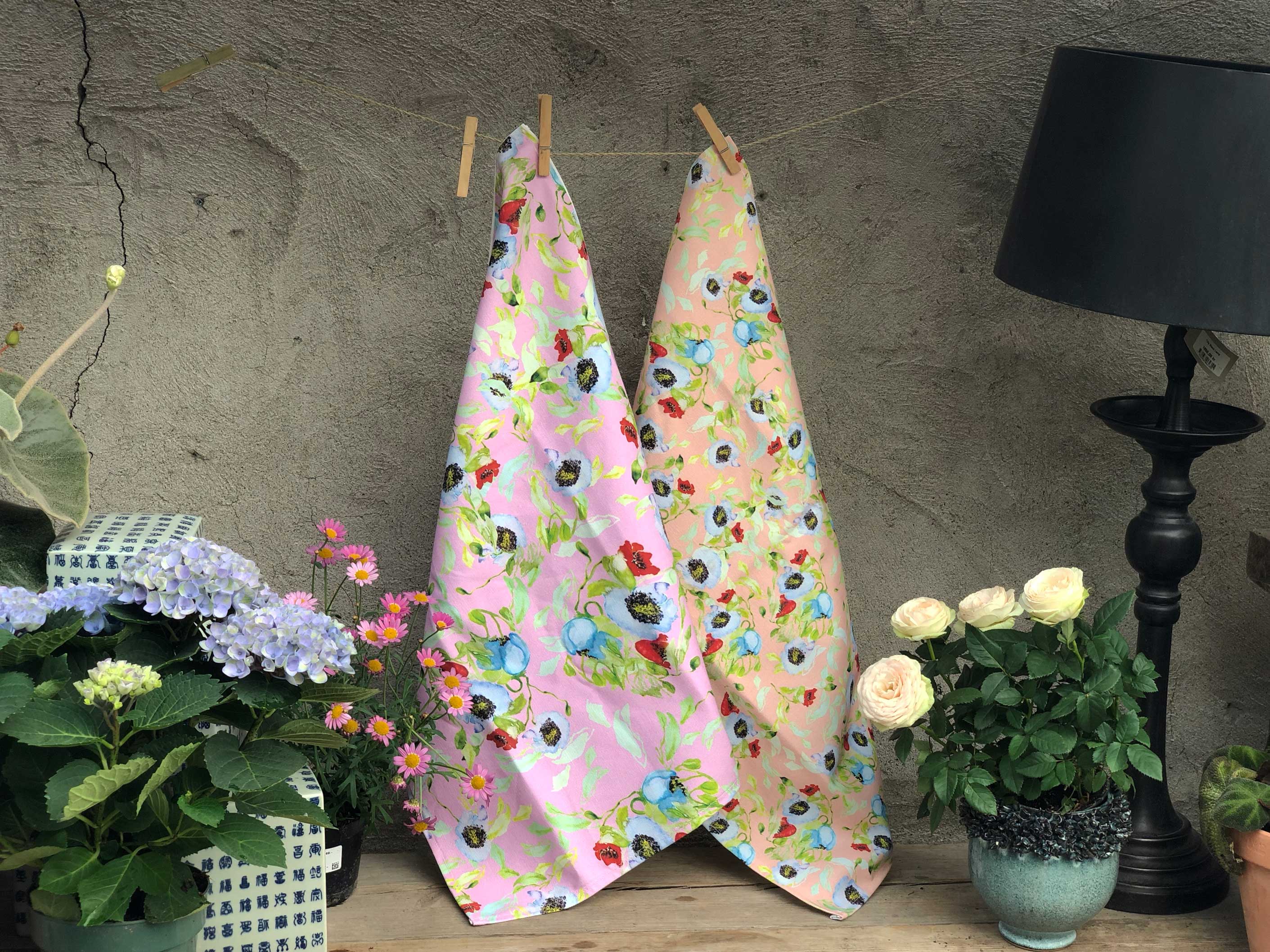 POPPY FLOWERS IN PINK | Organic Dish Towel | 