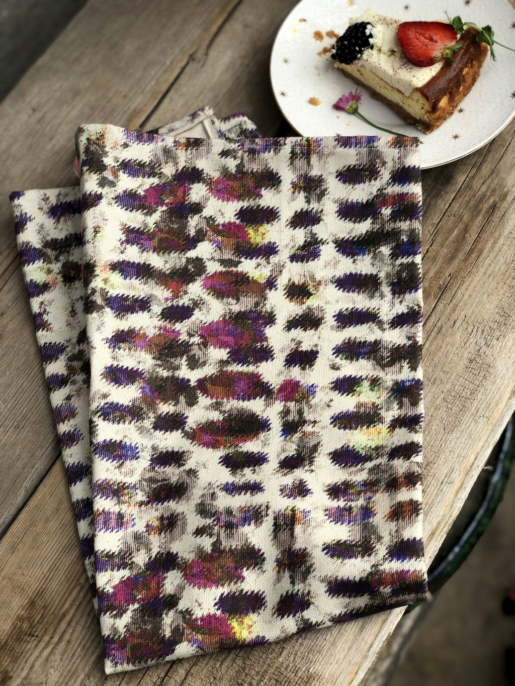 CAPTURE OF ANIMAL | Organic Dish Towel | 