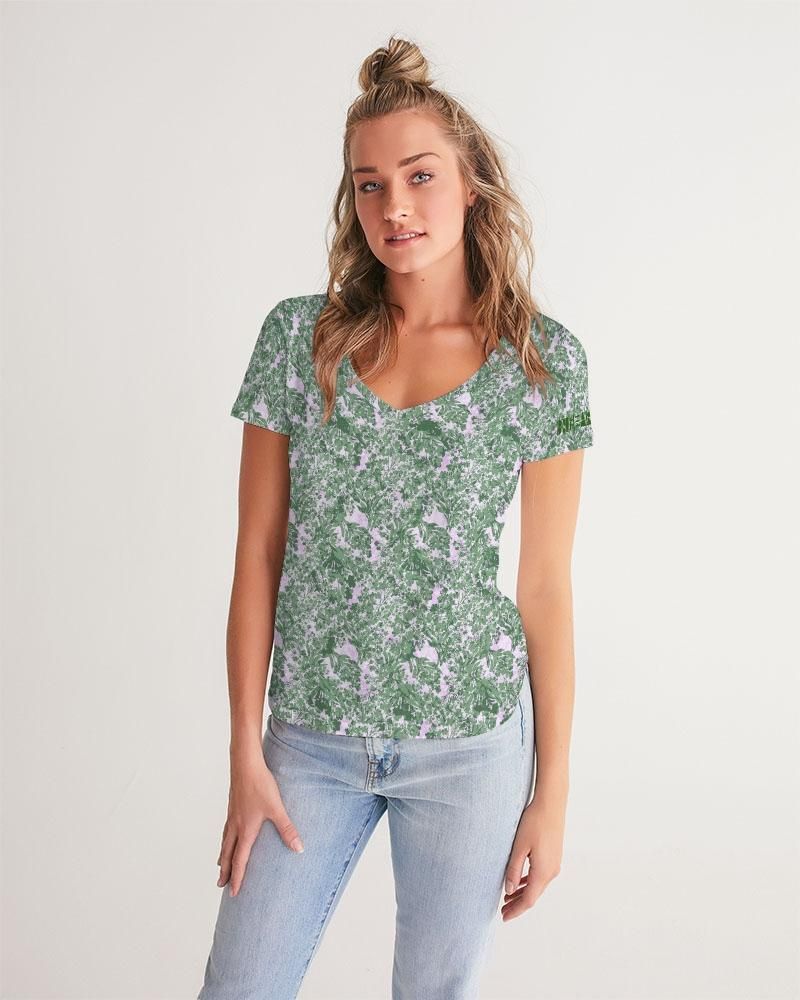 GREEN LEAFS TEXTURE Women's V-Neck Tee
