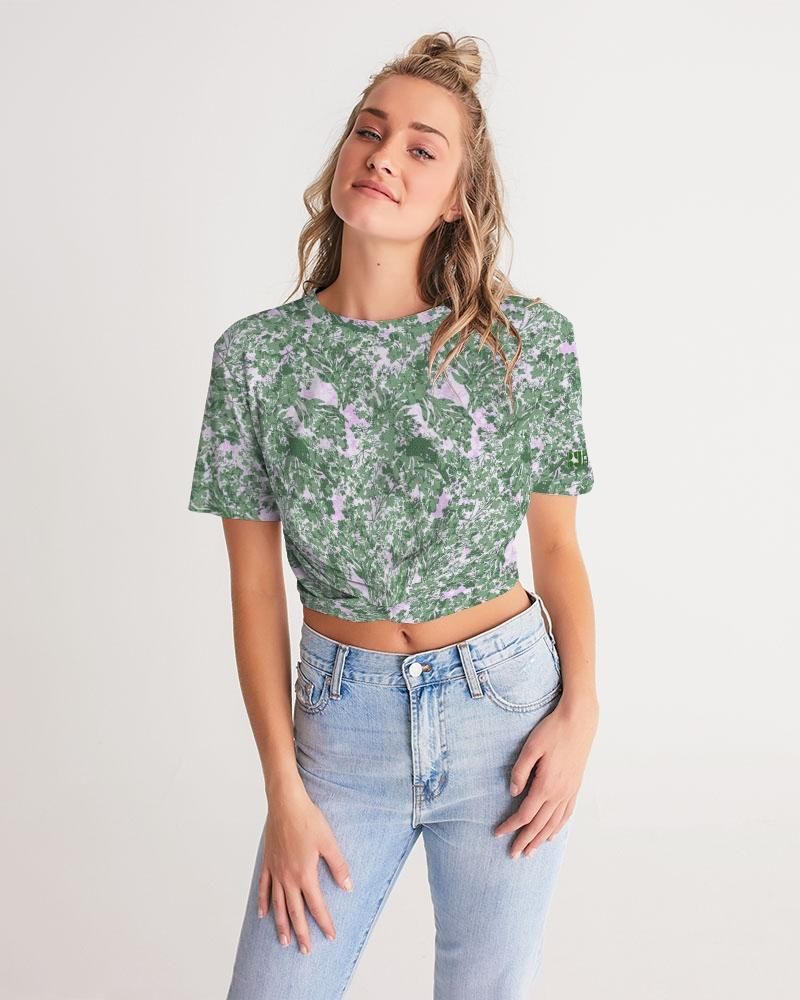 GREEN LEAFS TEXTURE Women's Twist-Front Cropped Tee