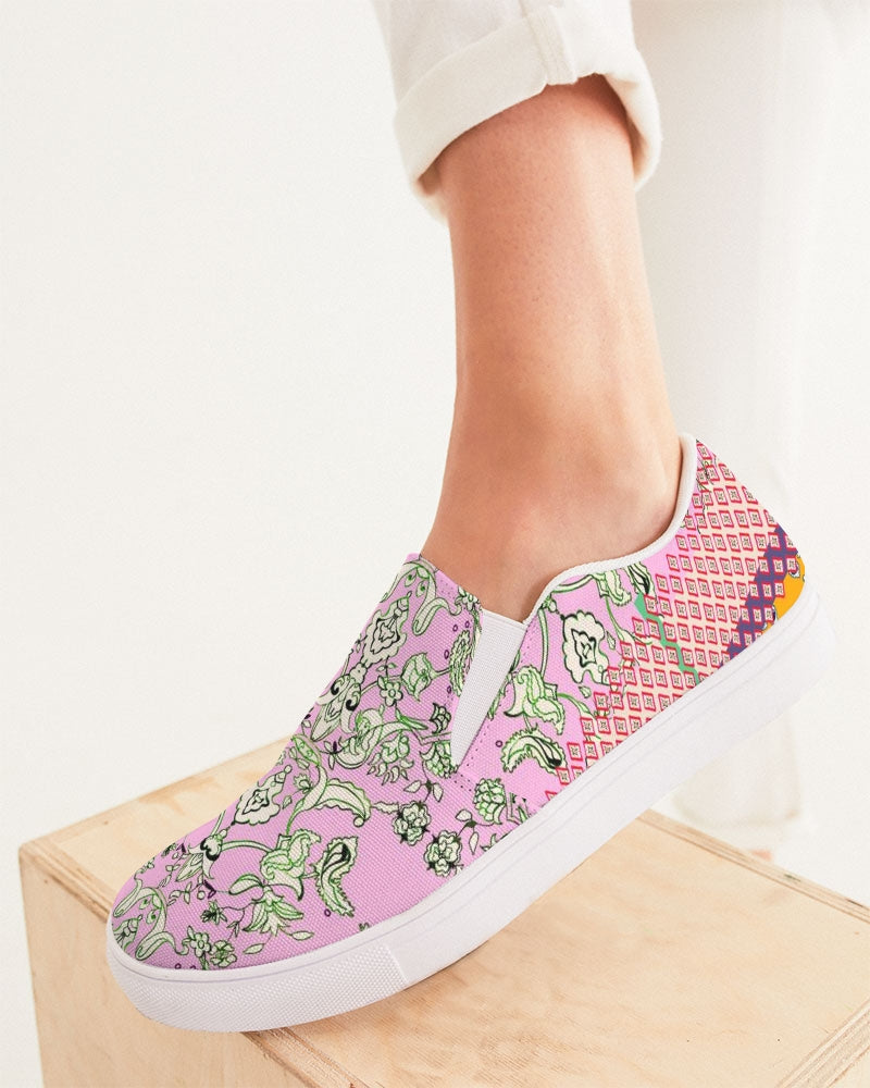 MIRACULOUS FLOWERS -PINK || Women's Slip-On Canvas Shoe