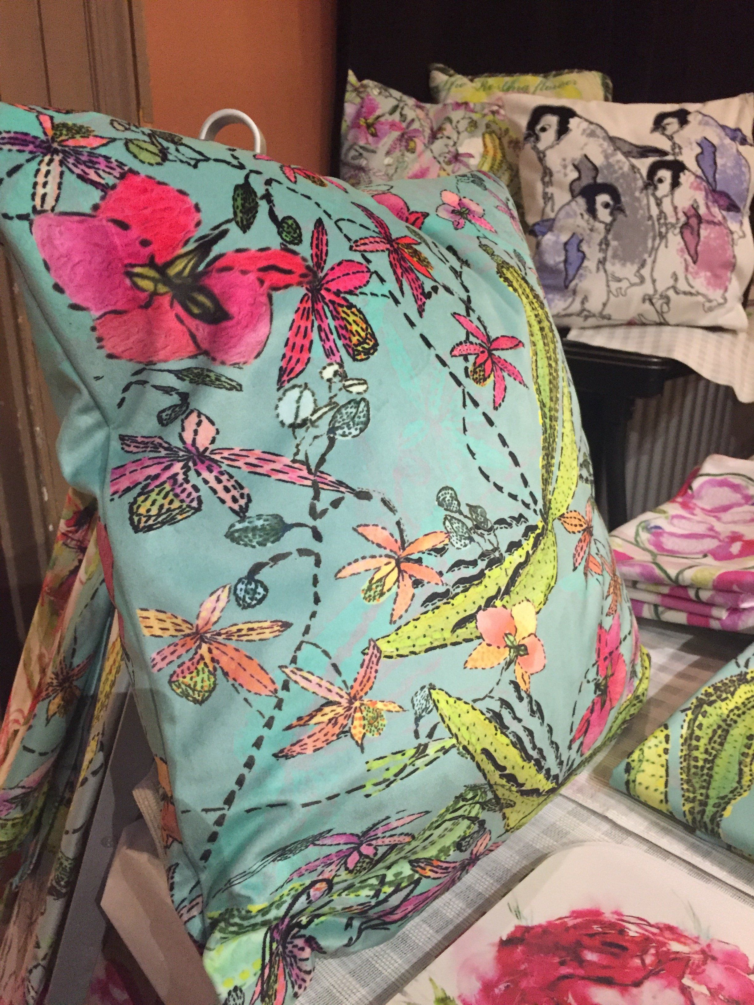 CUSHIONS COVER, MAGIC FLOWERS