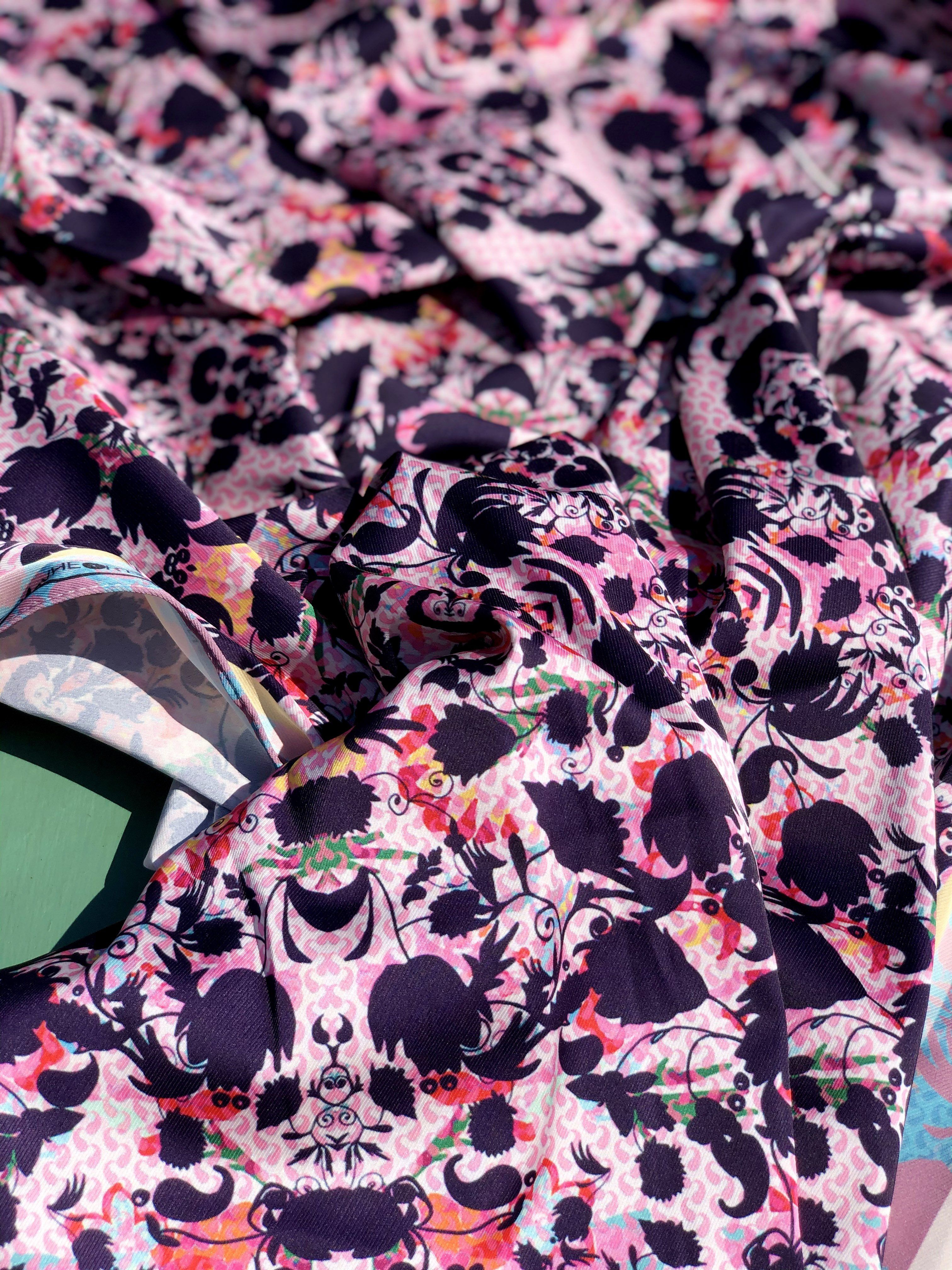 MY ROOM IS LOVE . BLACK  | SCARF & TEXTILE  |