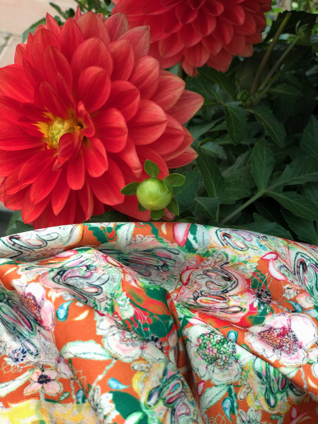 PARADISE GARDEN - ORANGE  | SCARF & TEXTILE  |