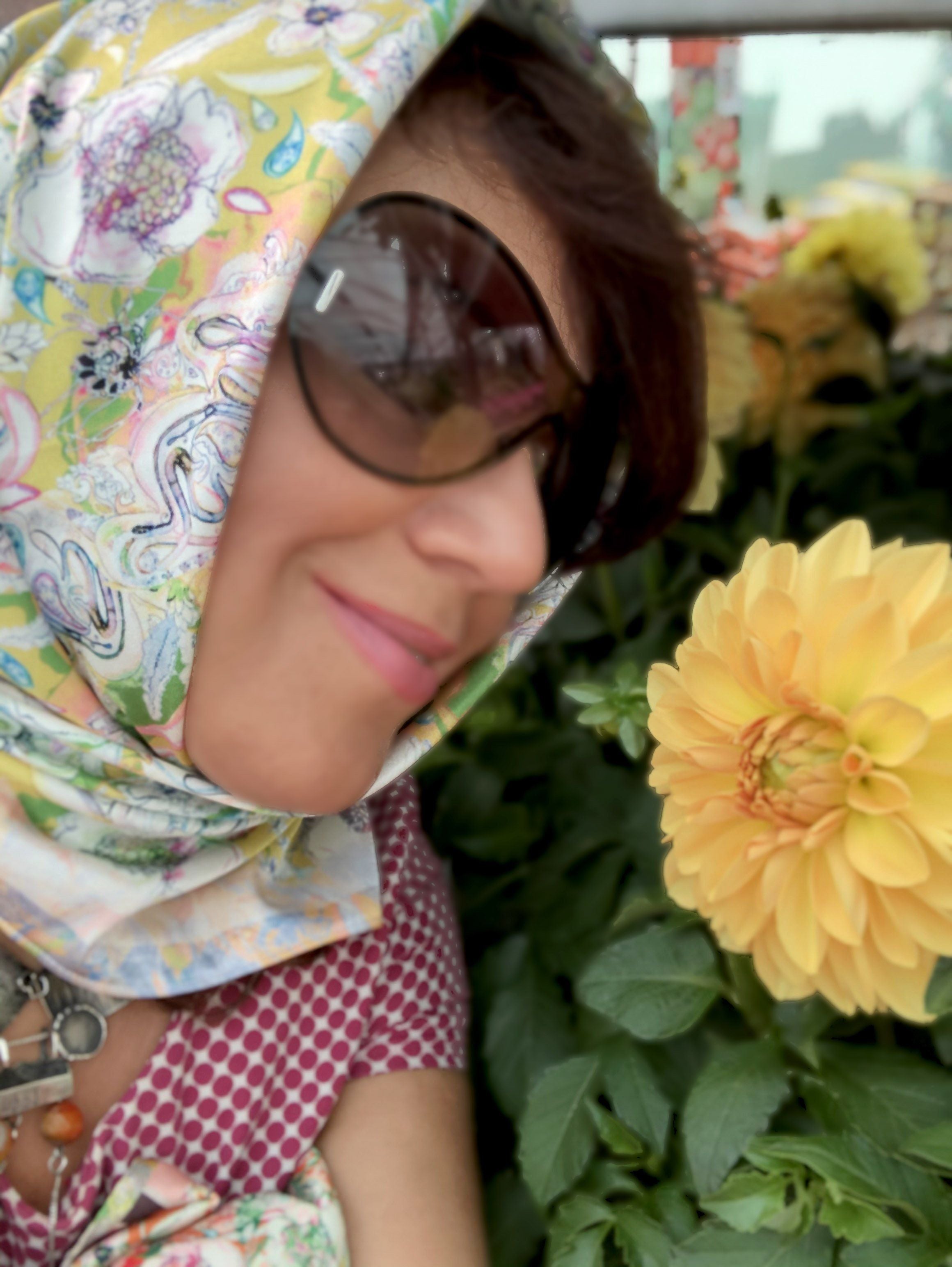 PARADISE GARDEN - YELLOW   | SCARF & TEXTILE  |