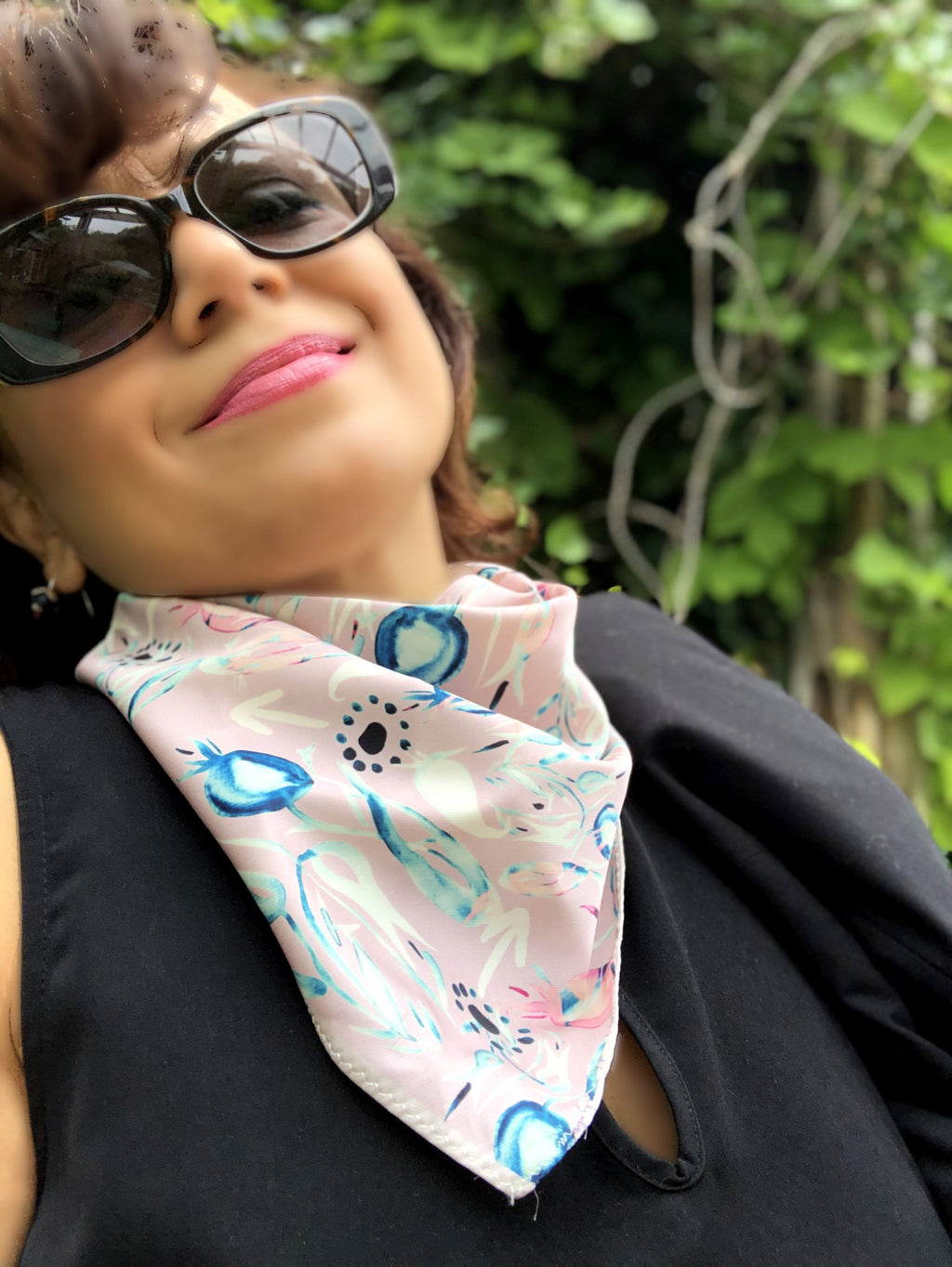 POMEGRANATE BLUE PAISLEY. PINK | SCARF & TEXTILE  |