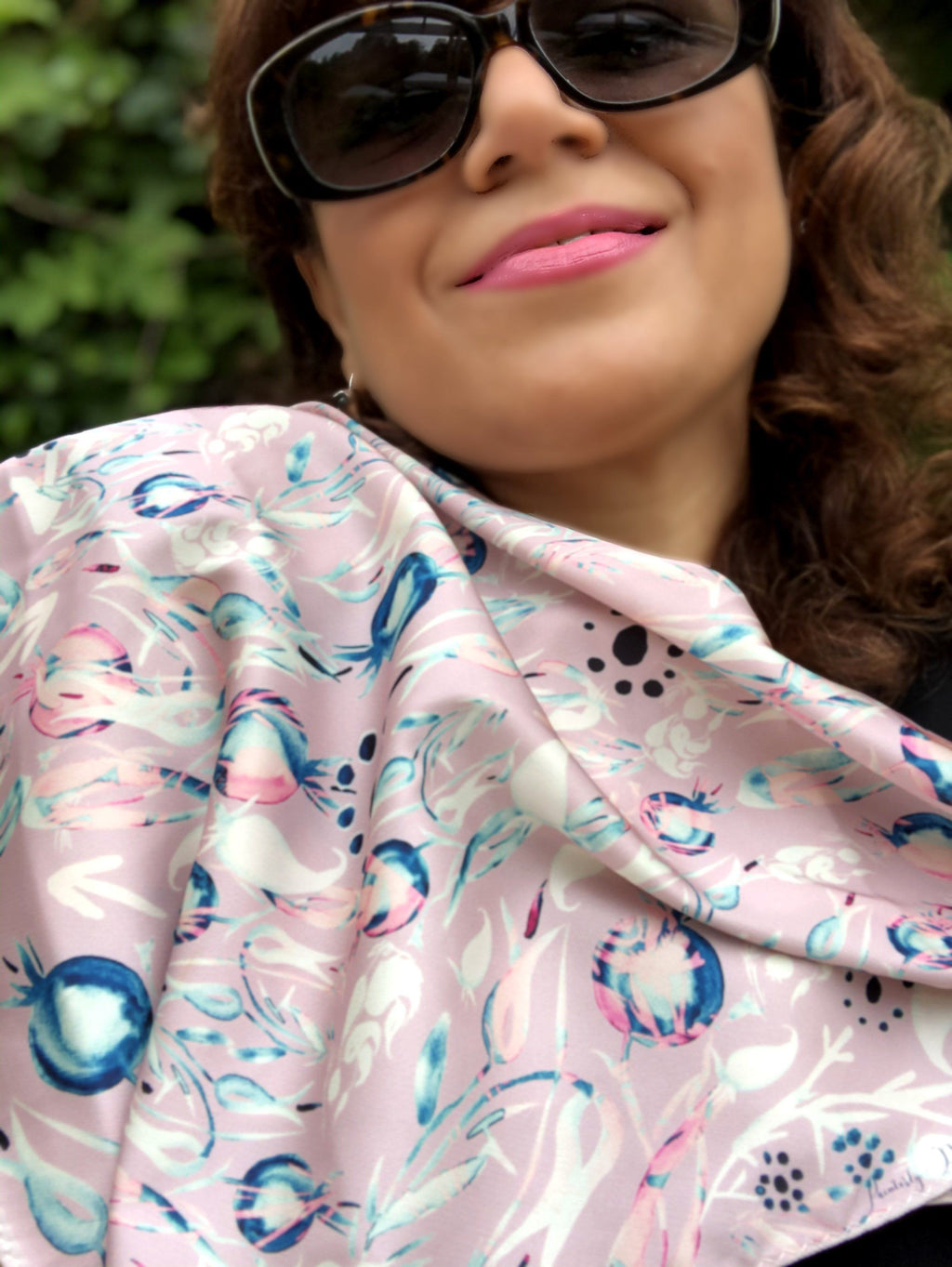 POMEGRANATE BLUE PAISLEY. PINK | SCARF & TEXTILE  |