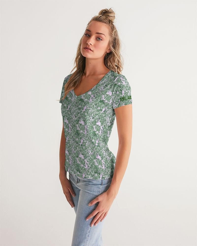 GREEN LEAFS TEXTURE Women's V-Neck Tee
