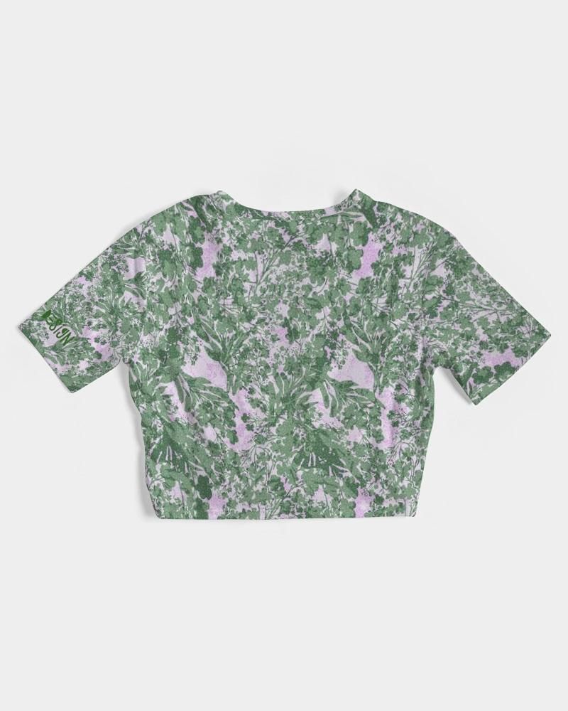 GREEN LEAFS TEXTURE Women's Twist-Front Cropped Tee