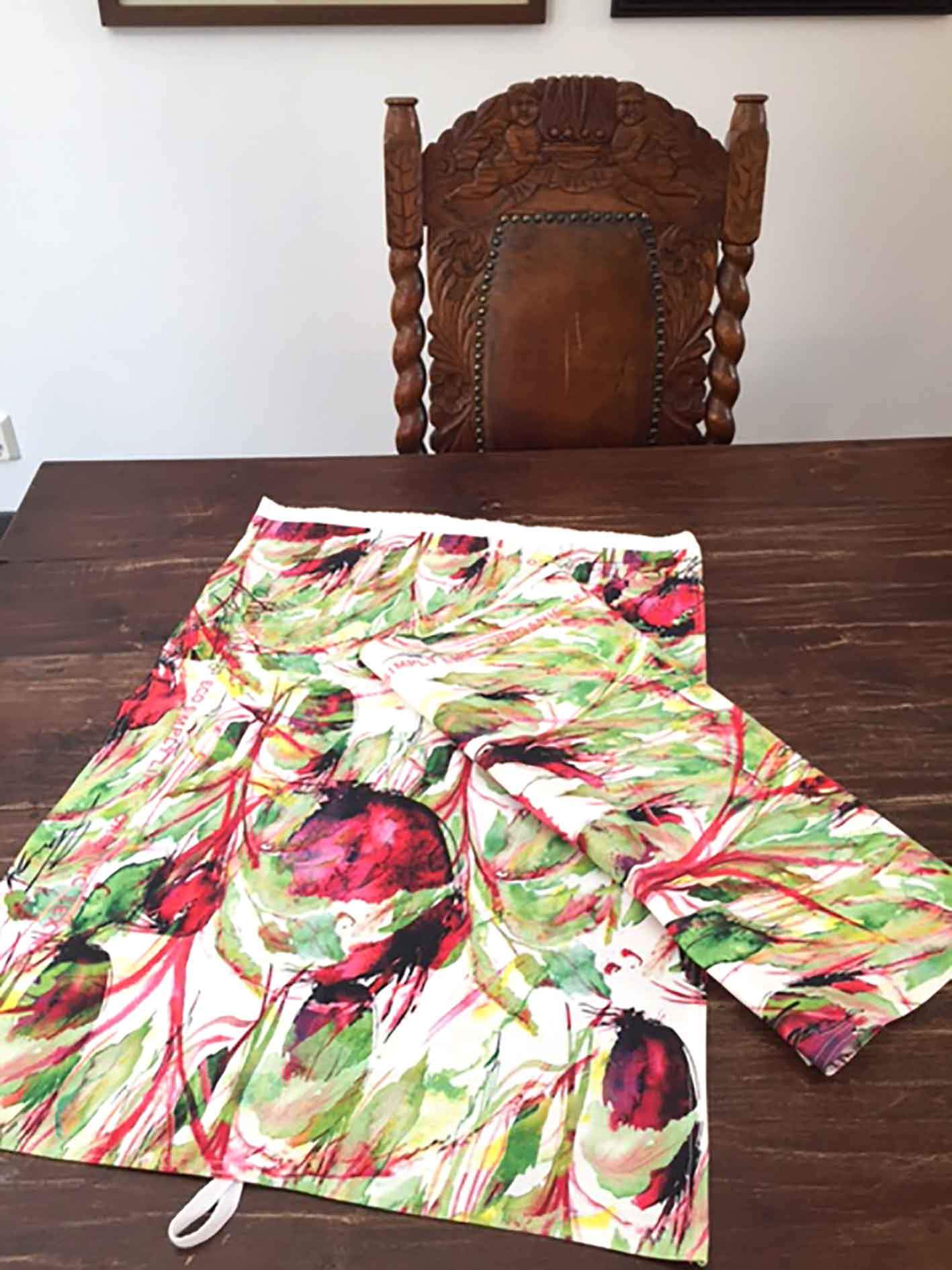 KITCHEN TOWELS, THE RED BEET