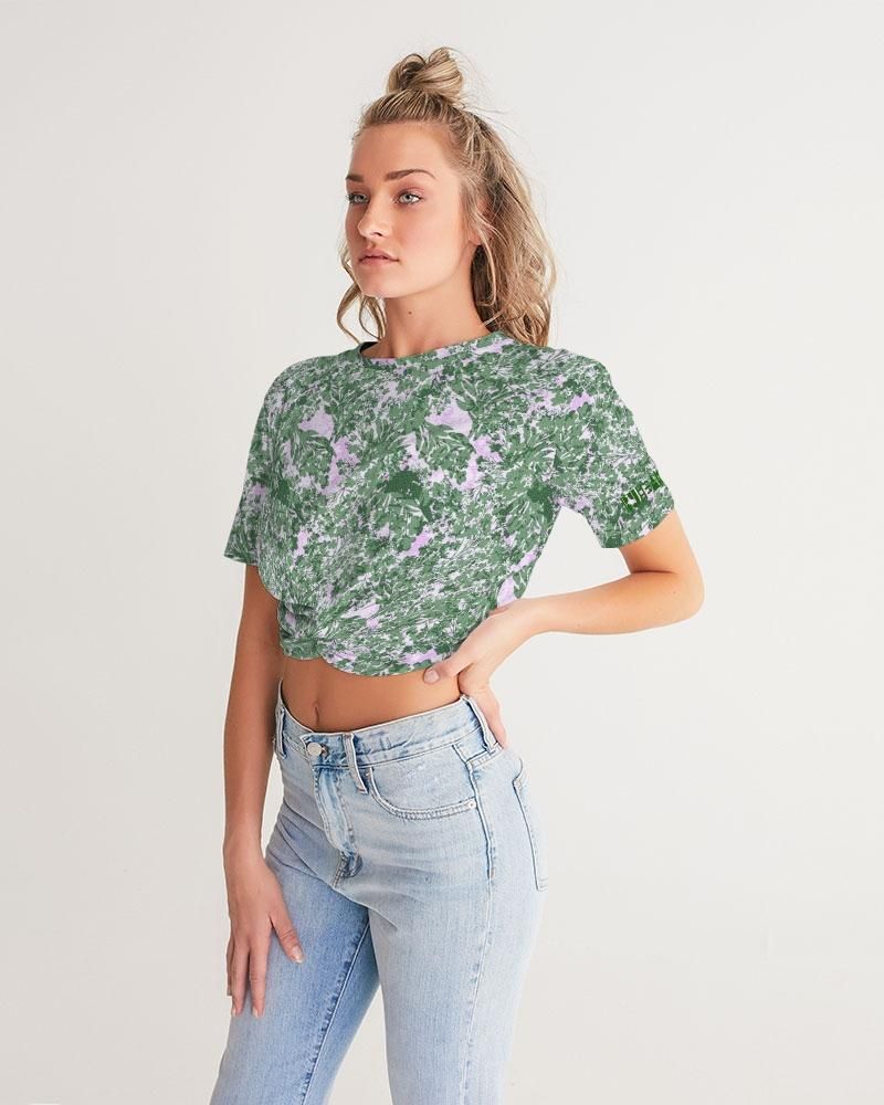 GREEN LEAFS TEXTURE Women's Twist-Front Cropped Tee