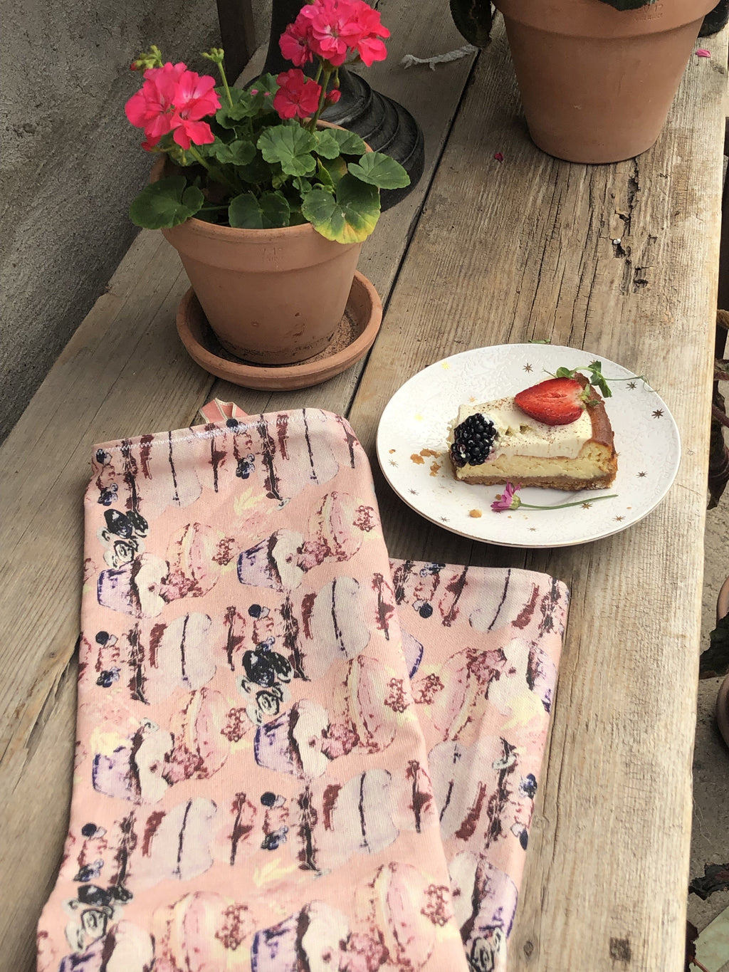CUPCAKE PARTY | Organic Dish Towel |